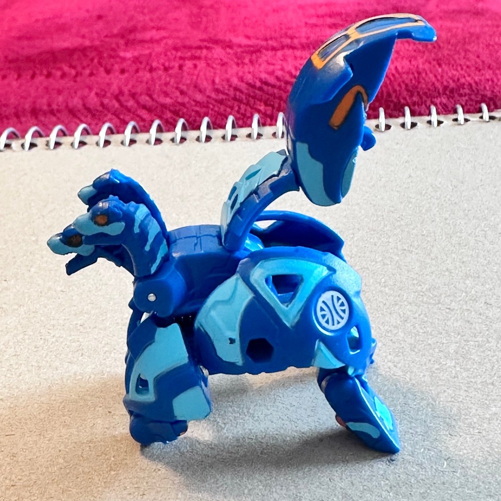 Bakugan Armored Alliance Aquos Trox x Nobillious Fusion 700 B-Power Blue Figure - Picture 2 of 8